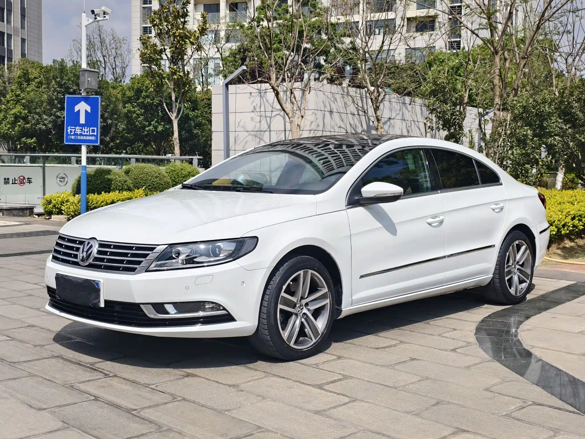VOLKSWAGEN FAW - VOLKSWAGEN CC 2015