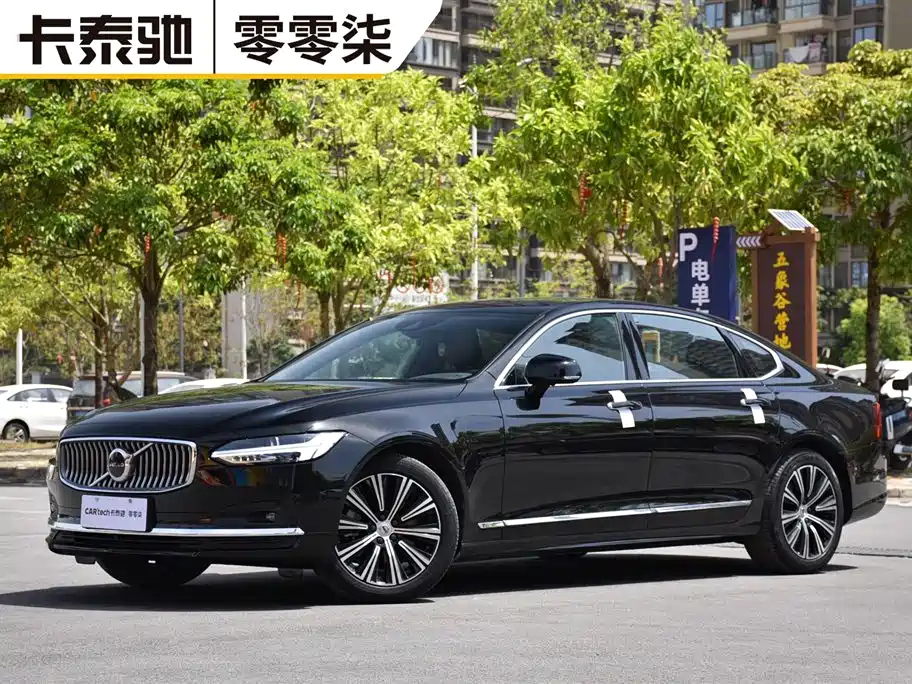 VOLVO S90 2021