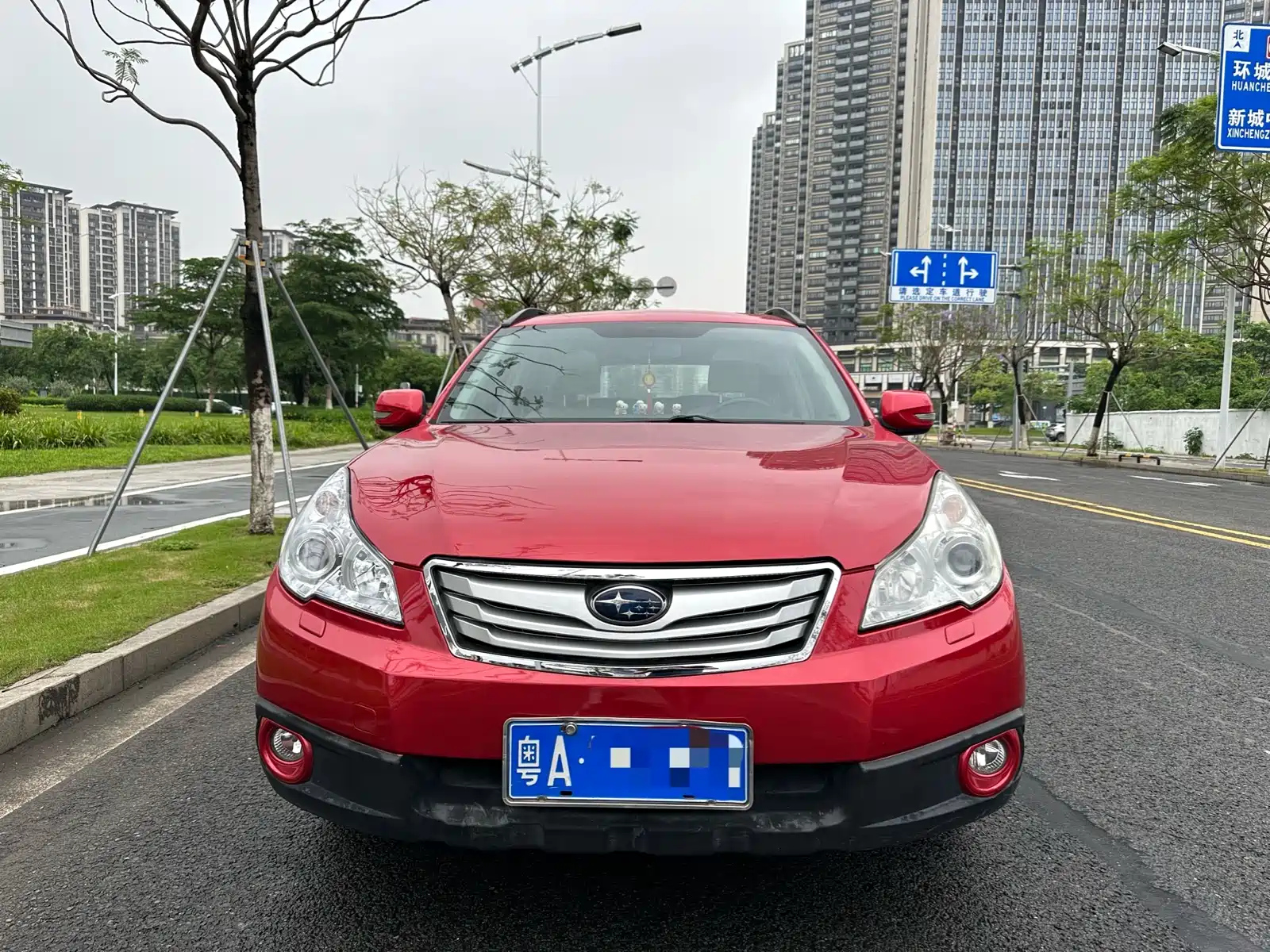SUBARU OUTBACK 2010