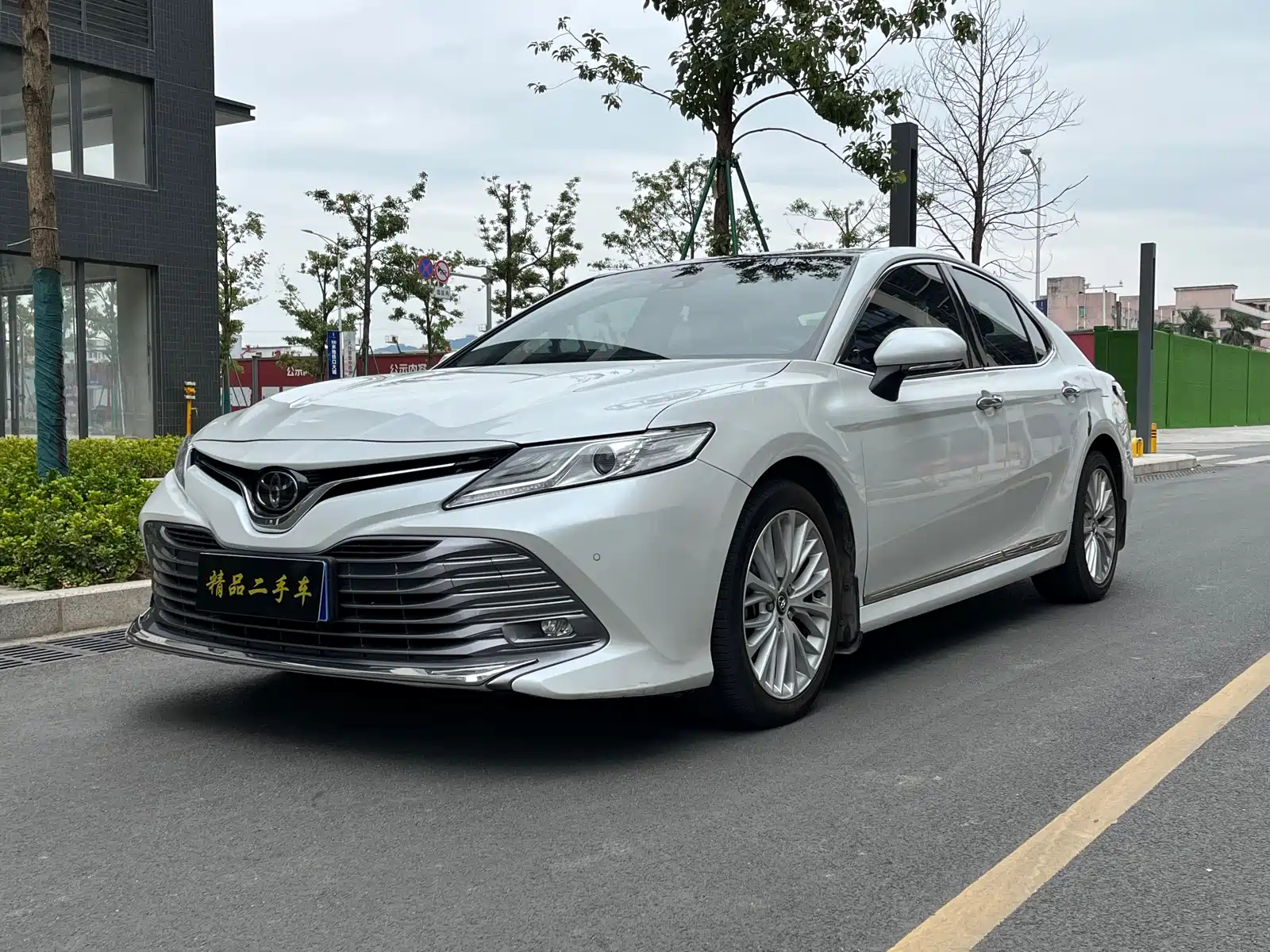 TOYOTA CAMRY 2019