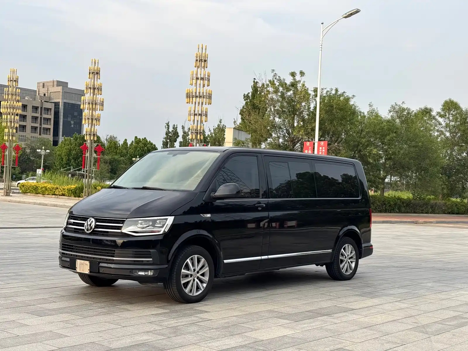 VOLKSWAGEN CARAVELLE 2017