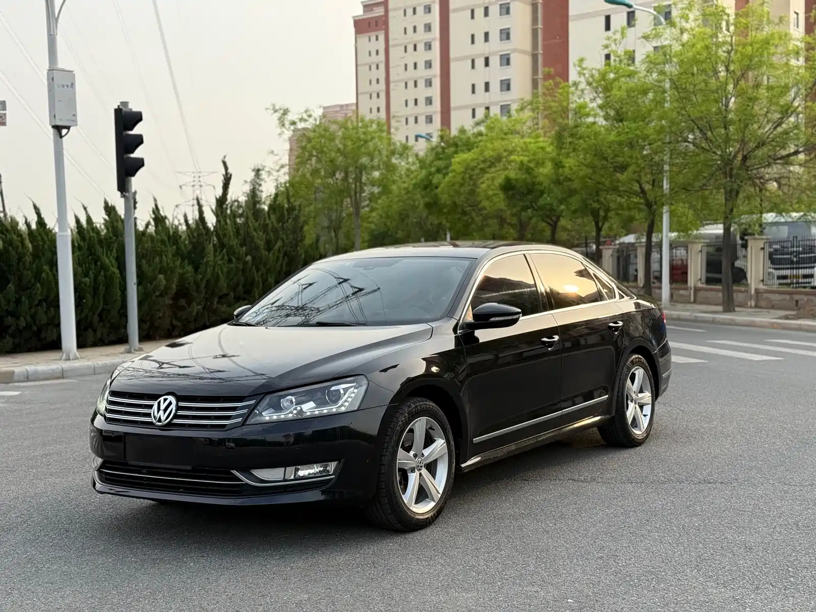 VOLKSWAGEN PASSAT 2015