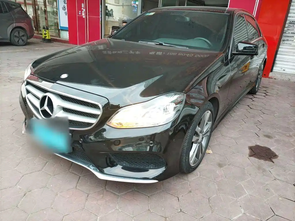 MERCEDES BENZ E-CLASS 2015