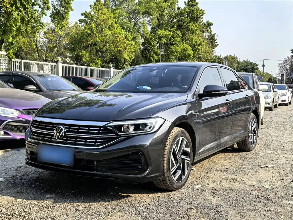 VOLKSWAGEN SAGITAR 2023