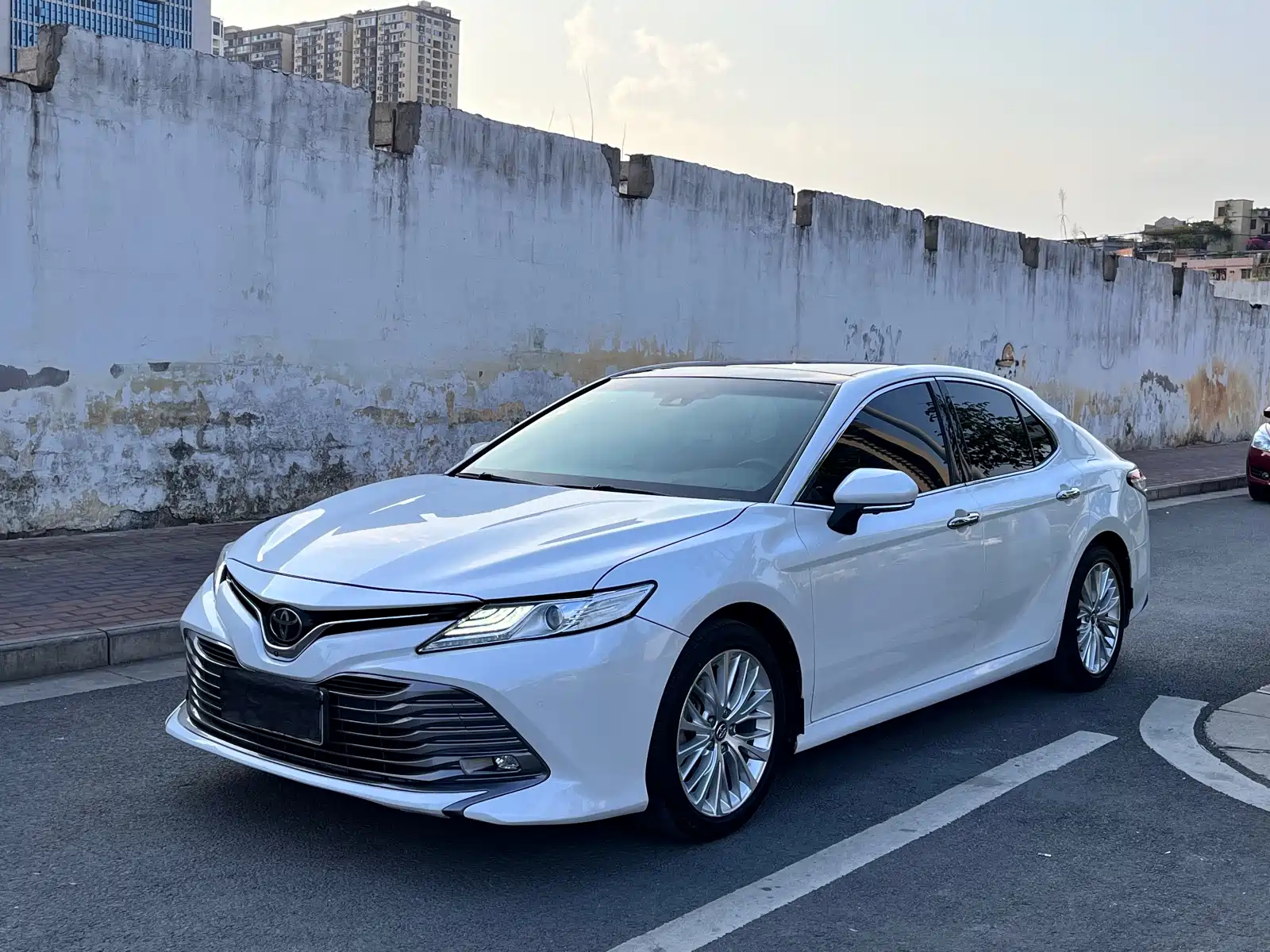 TOYOTA CAMRY 2018
