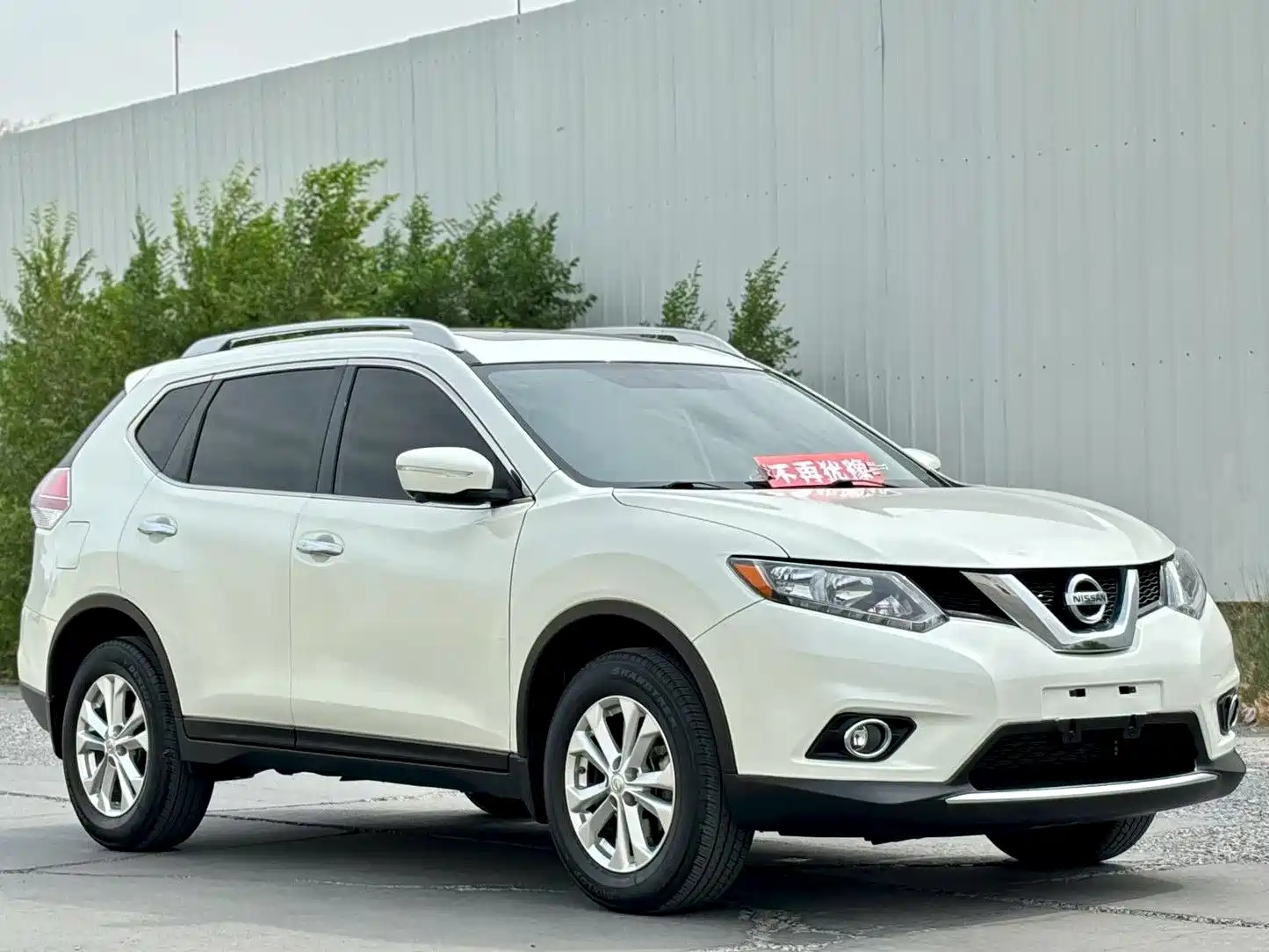 NISSAN X-TRAIL 2014