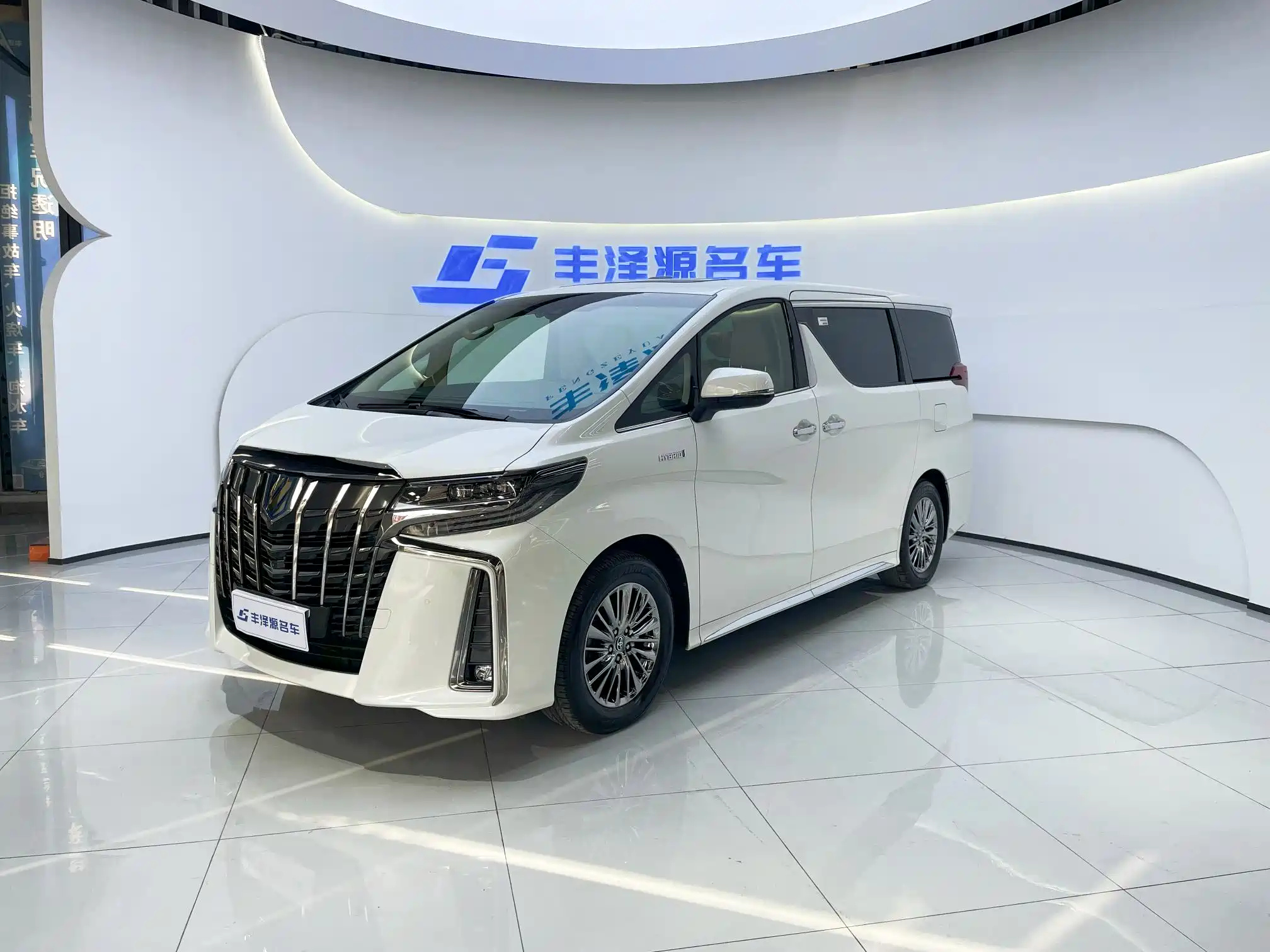TOYOTA ALPHARD 2021