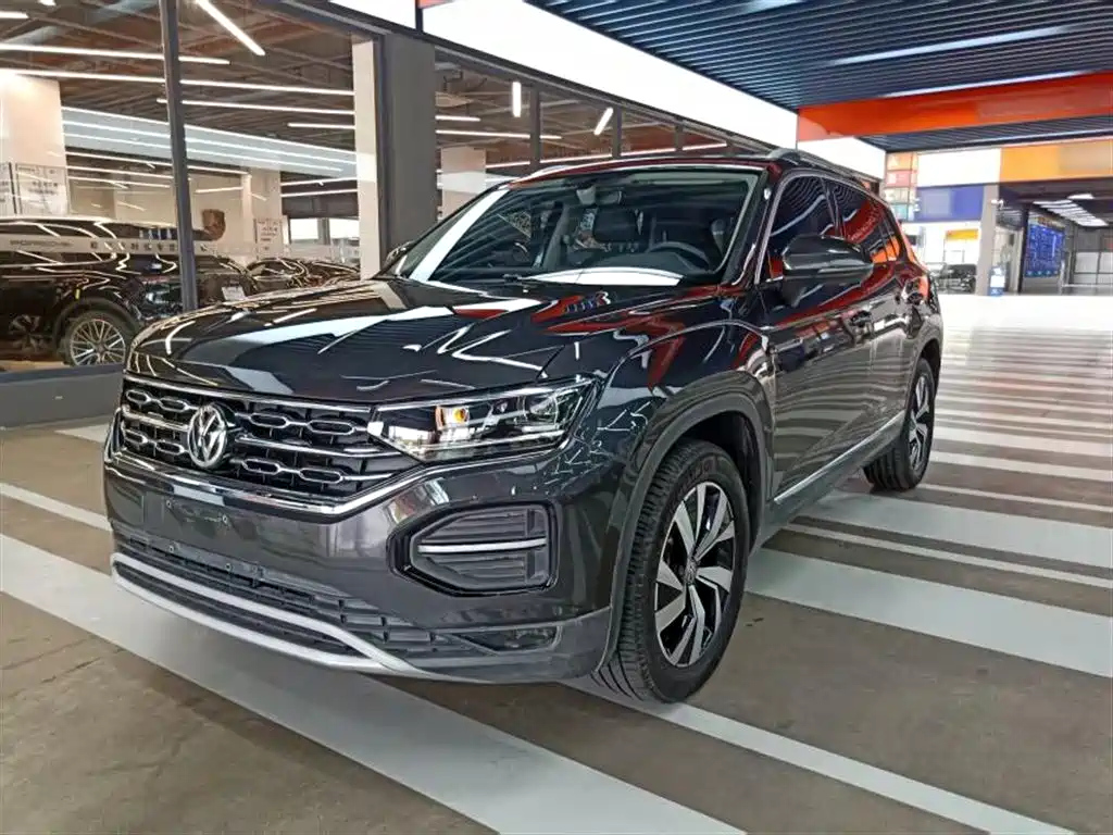 VOLKSWAGEN TAYRON 2020