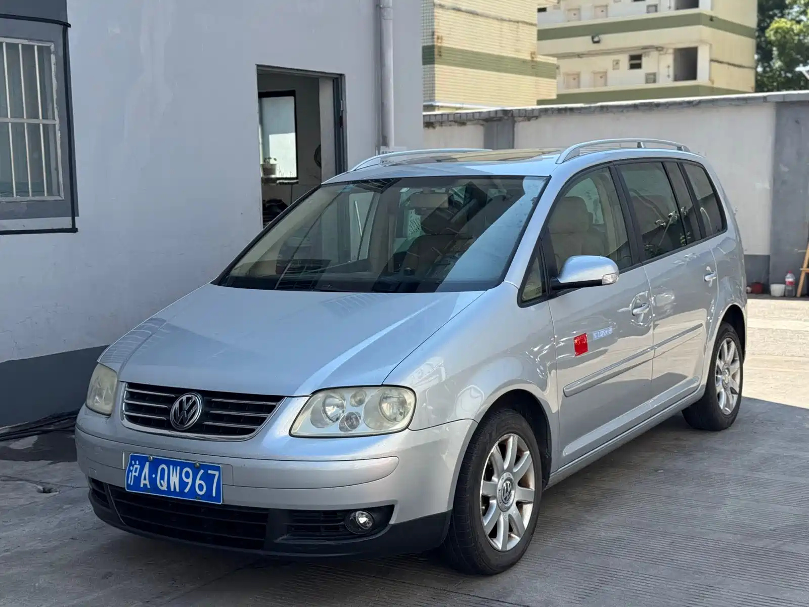 VOLKSWAGEN TOURAN 2006