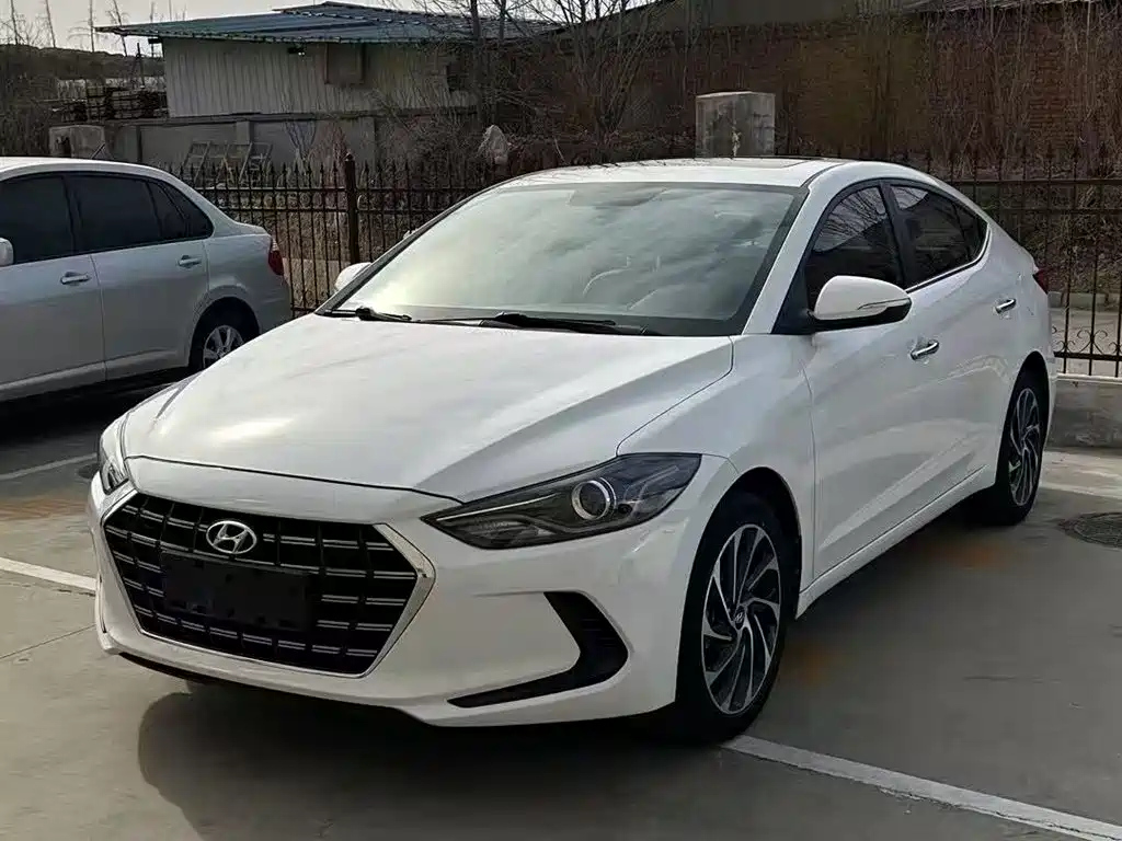 HYUNDAI ELANTRA 2020