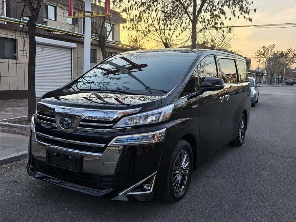 TOYOTA VELLFIRE 2020