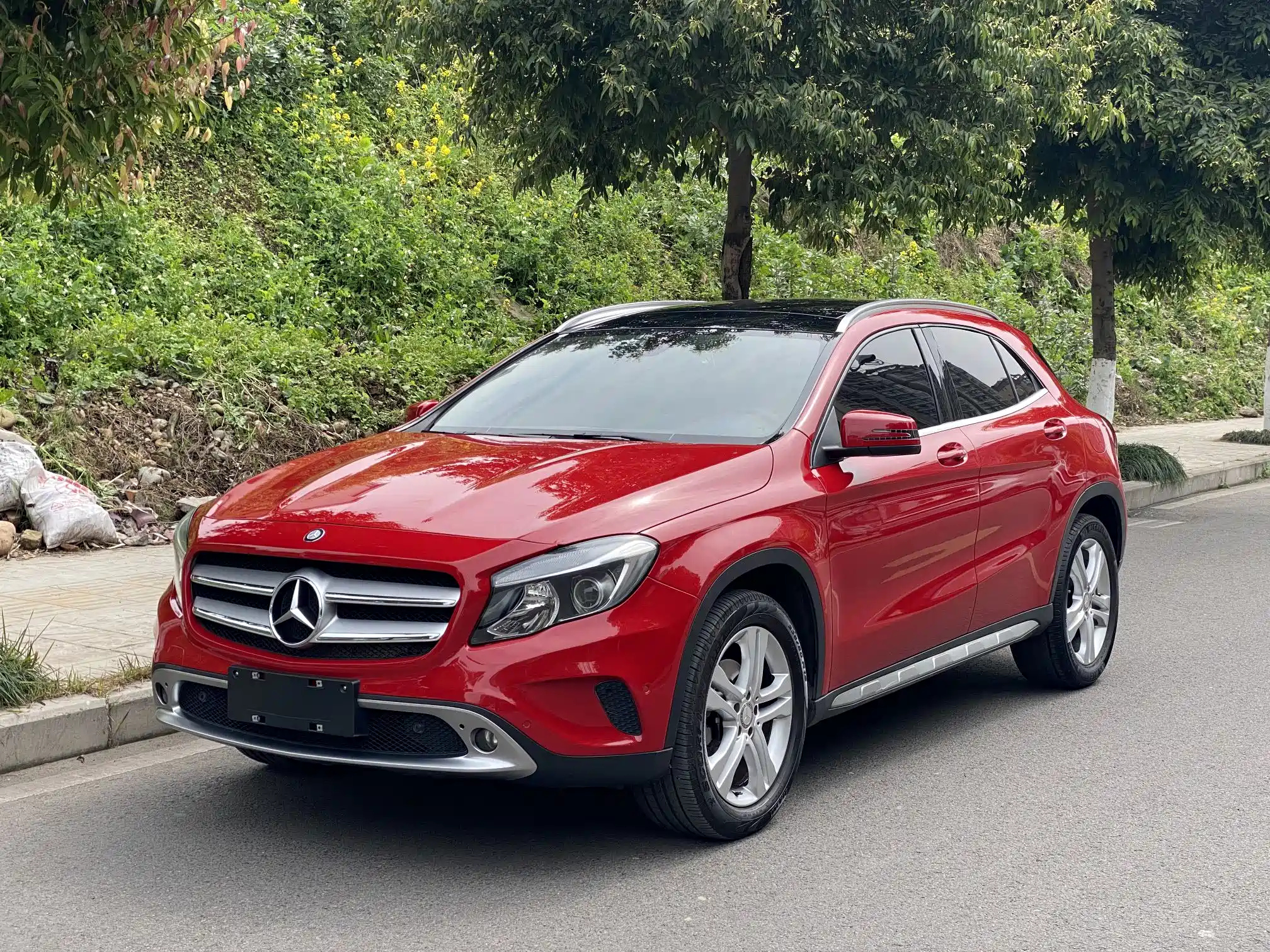 MERCEDES BENZ GLA 2016