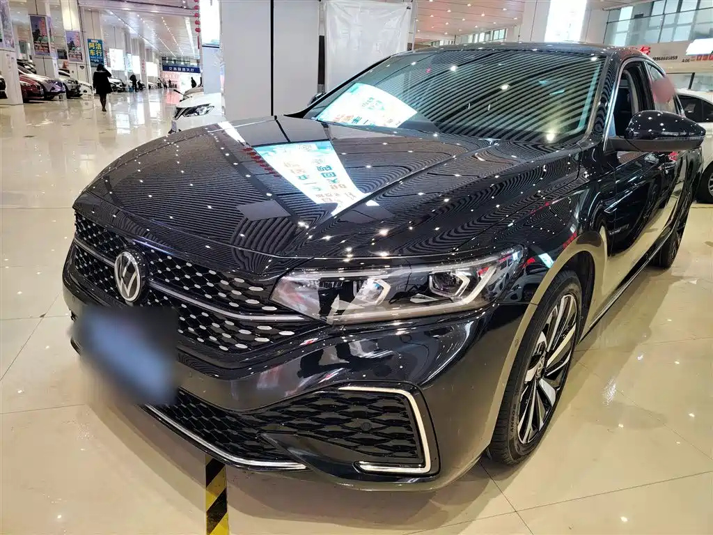 VOLKSWAGEN PASSAT 2022