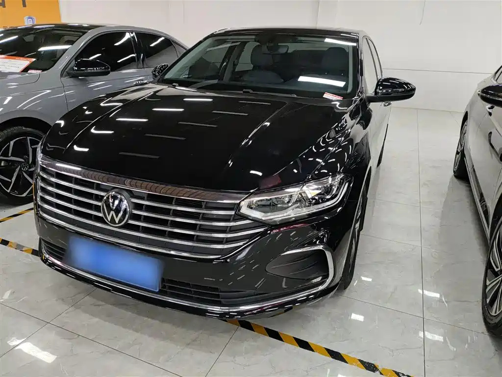 VOLKSWAGEN LAVIDA 2023