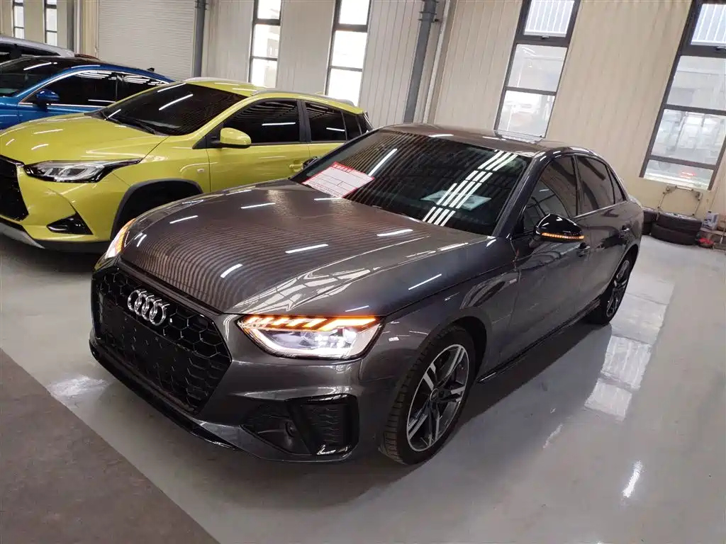 AUDI A4L 2022