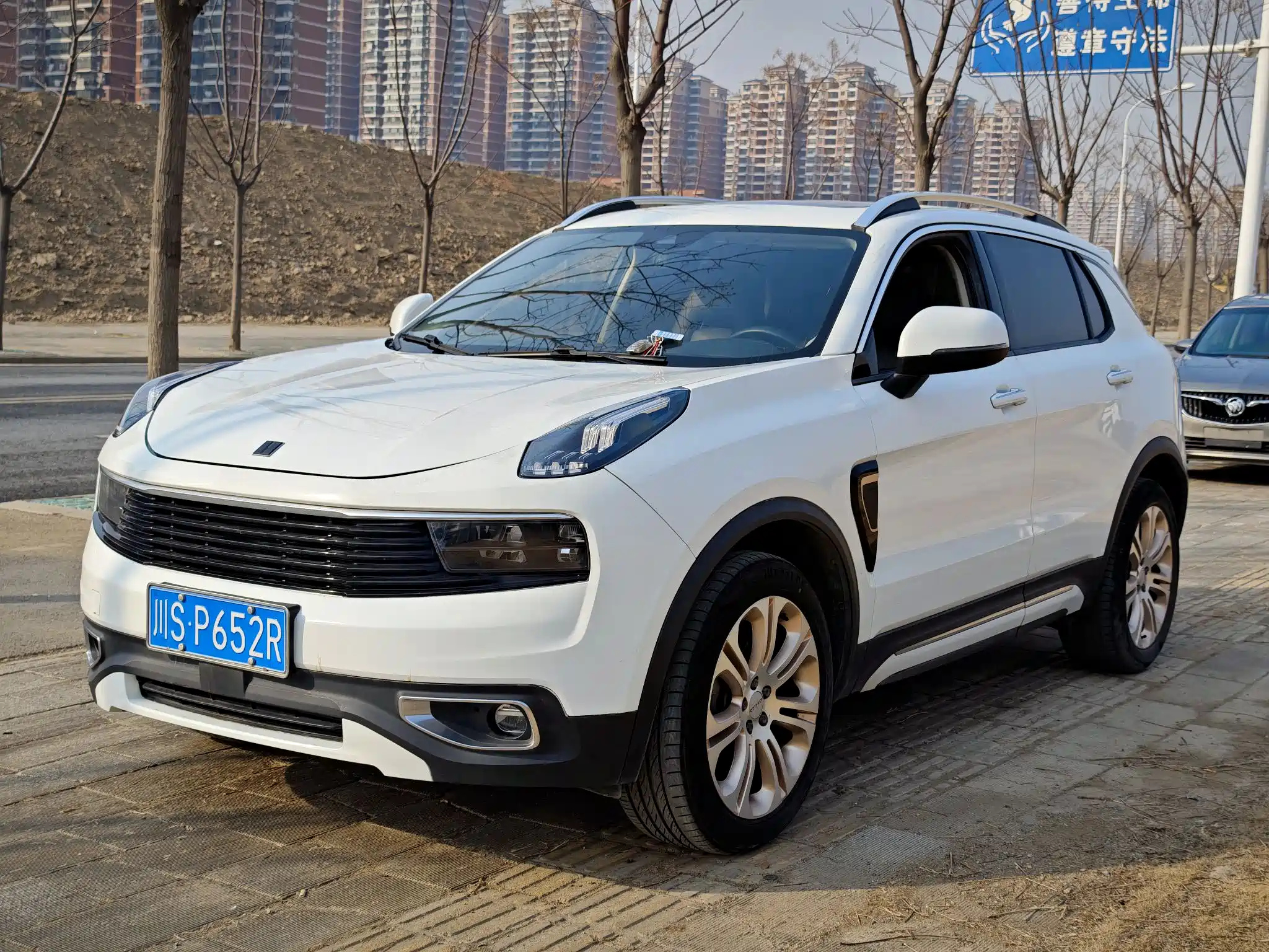 LYNK 01 2017