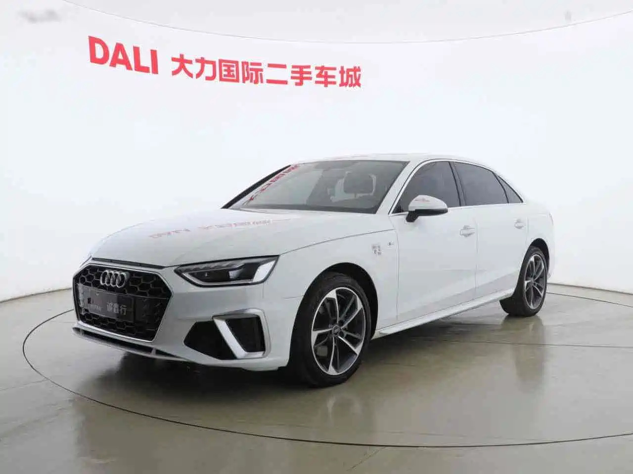 AUDI A4L 2022