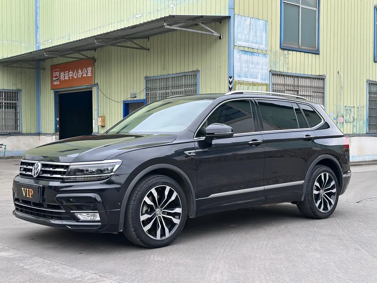 VOLKSWAGEN TIGUAN L 2019