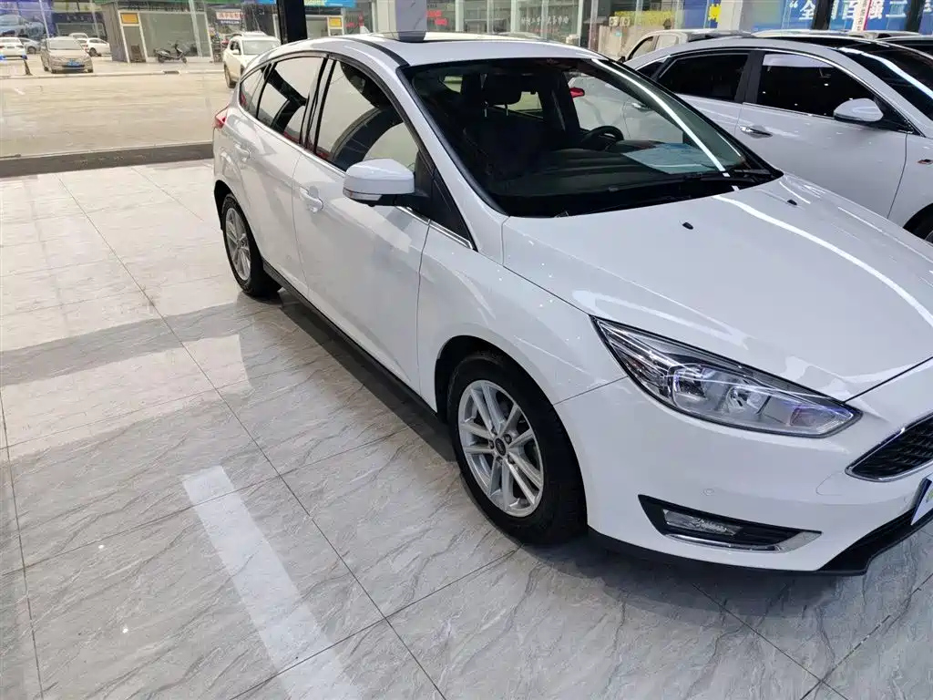 FORD FOCUS 2018