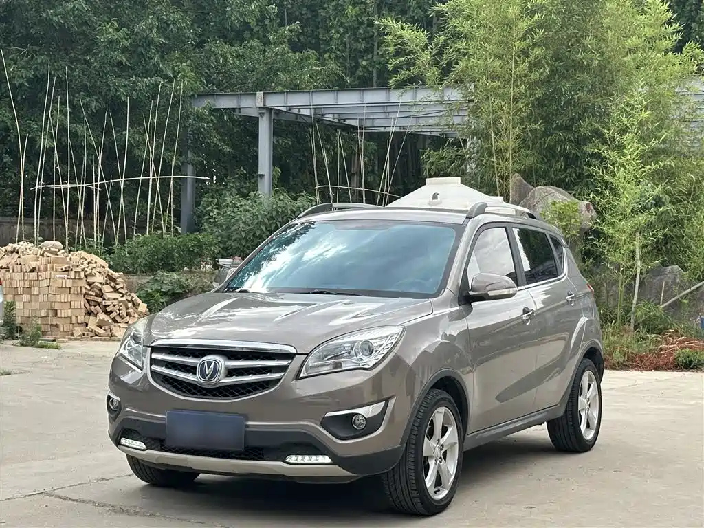 CHANGAN CS35 2015