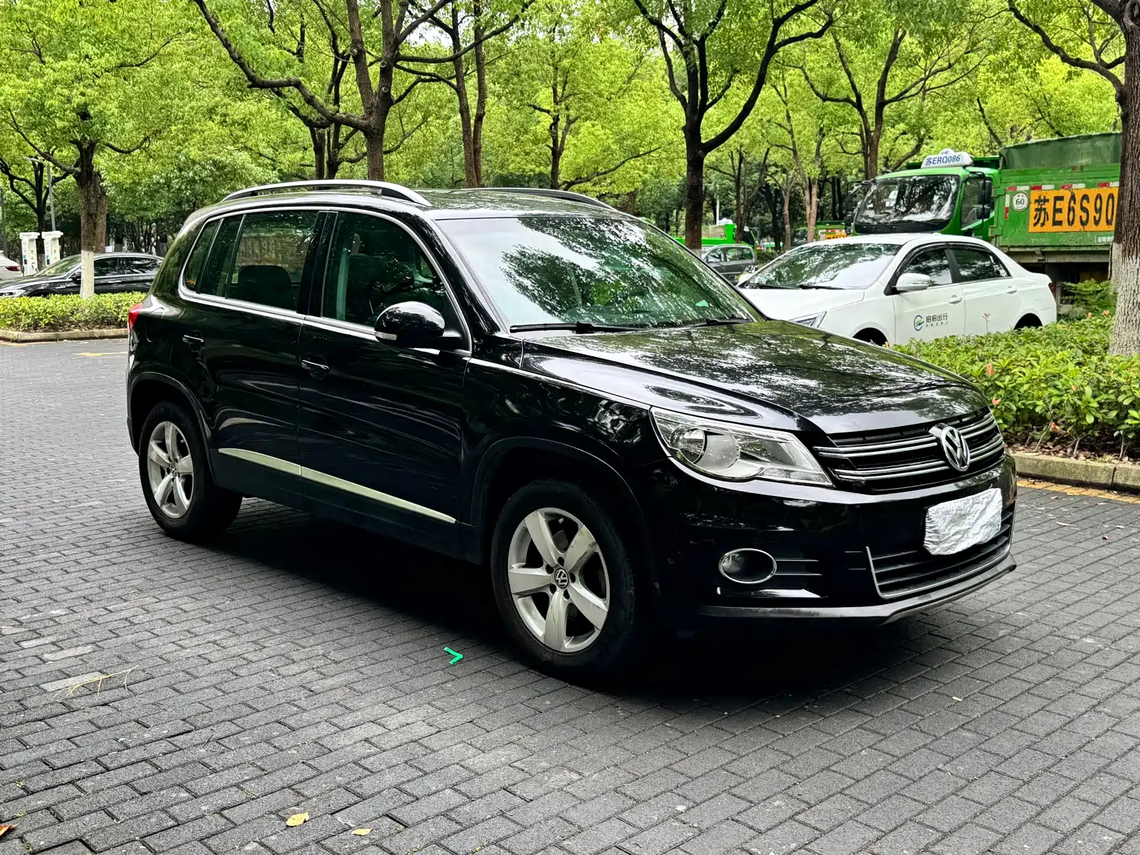 VOLKSWAGEN TIGUAN 2010