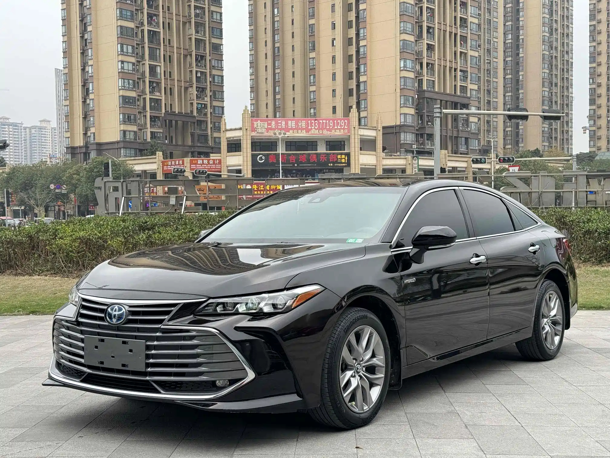 TOYOTA AVALON 2019