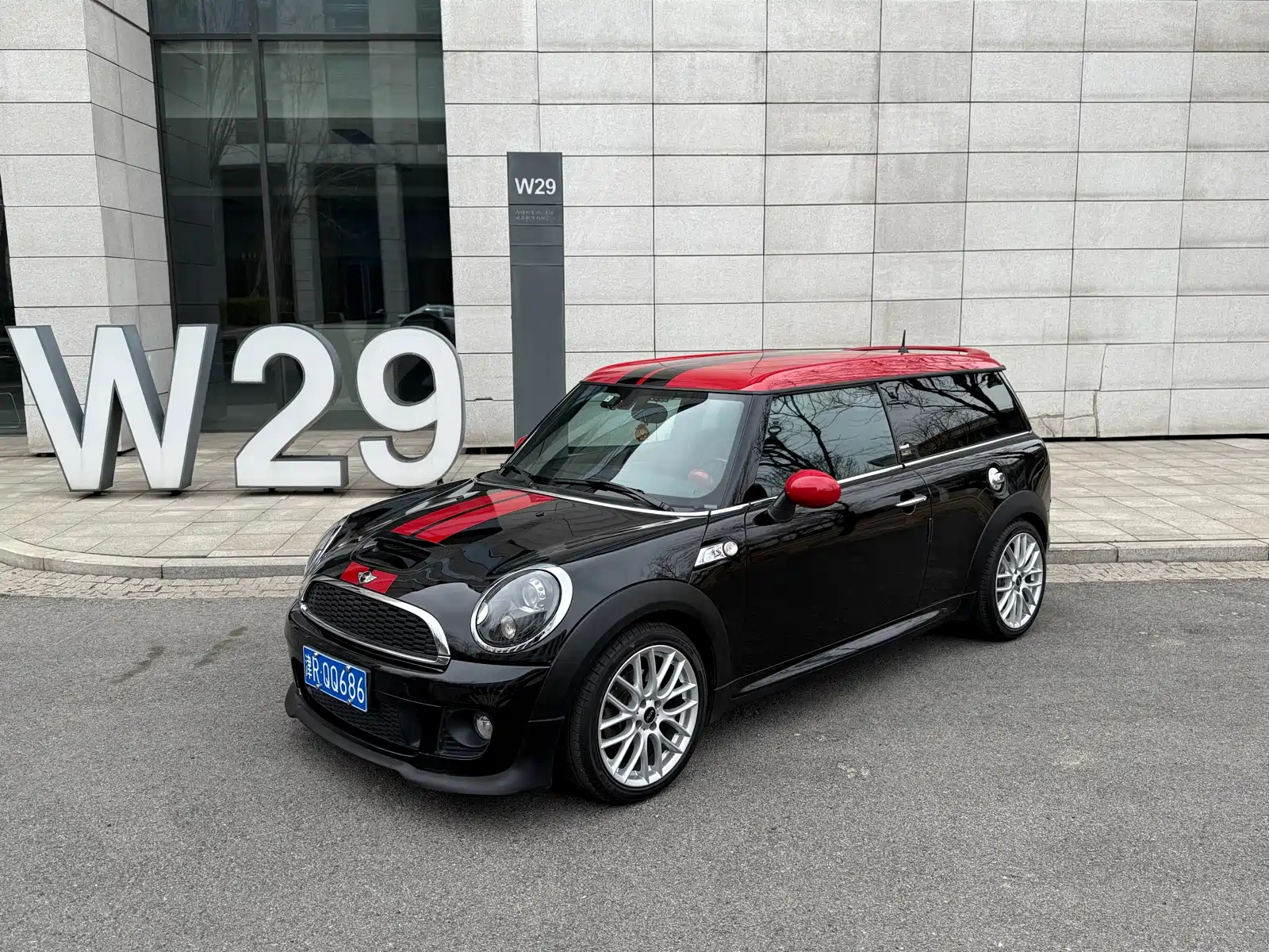 MINI CLUBMAN