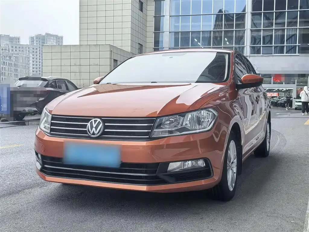 VOLKSWAGEN SANTANA