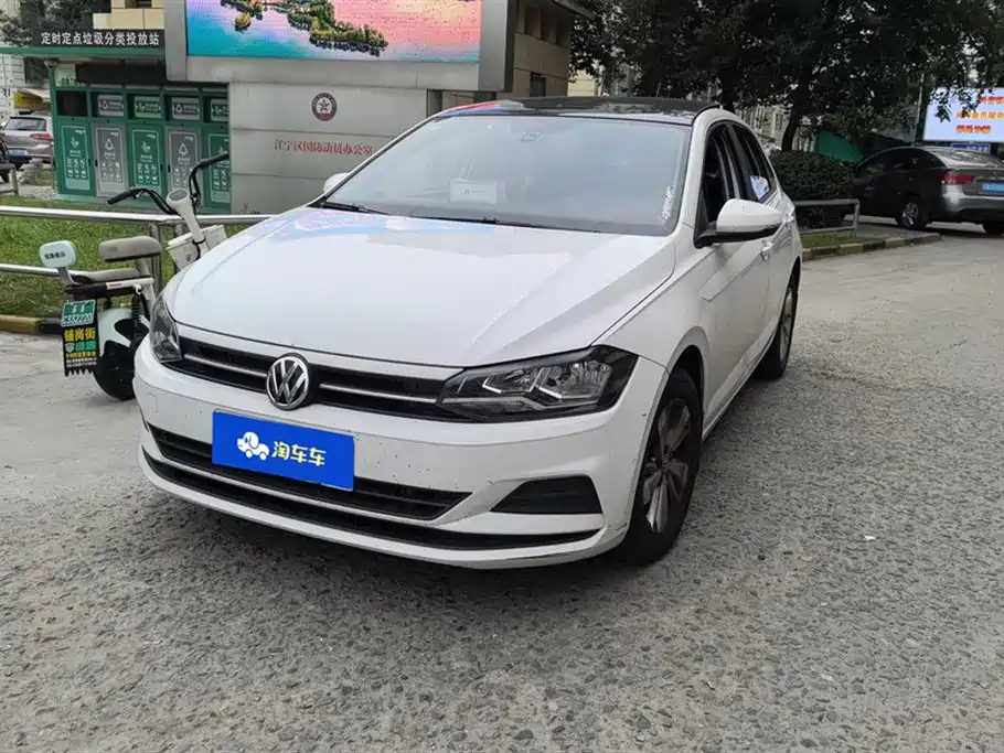 VOLKSWAGEN POLO 2019