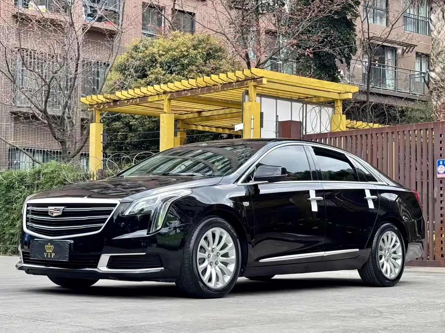 CADILLAC XTS