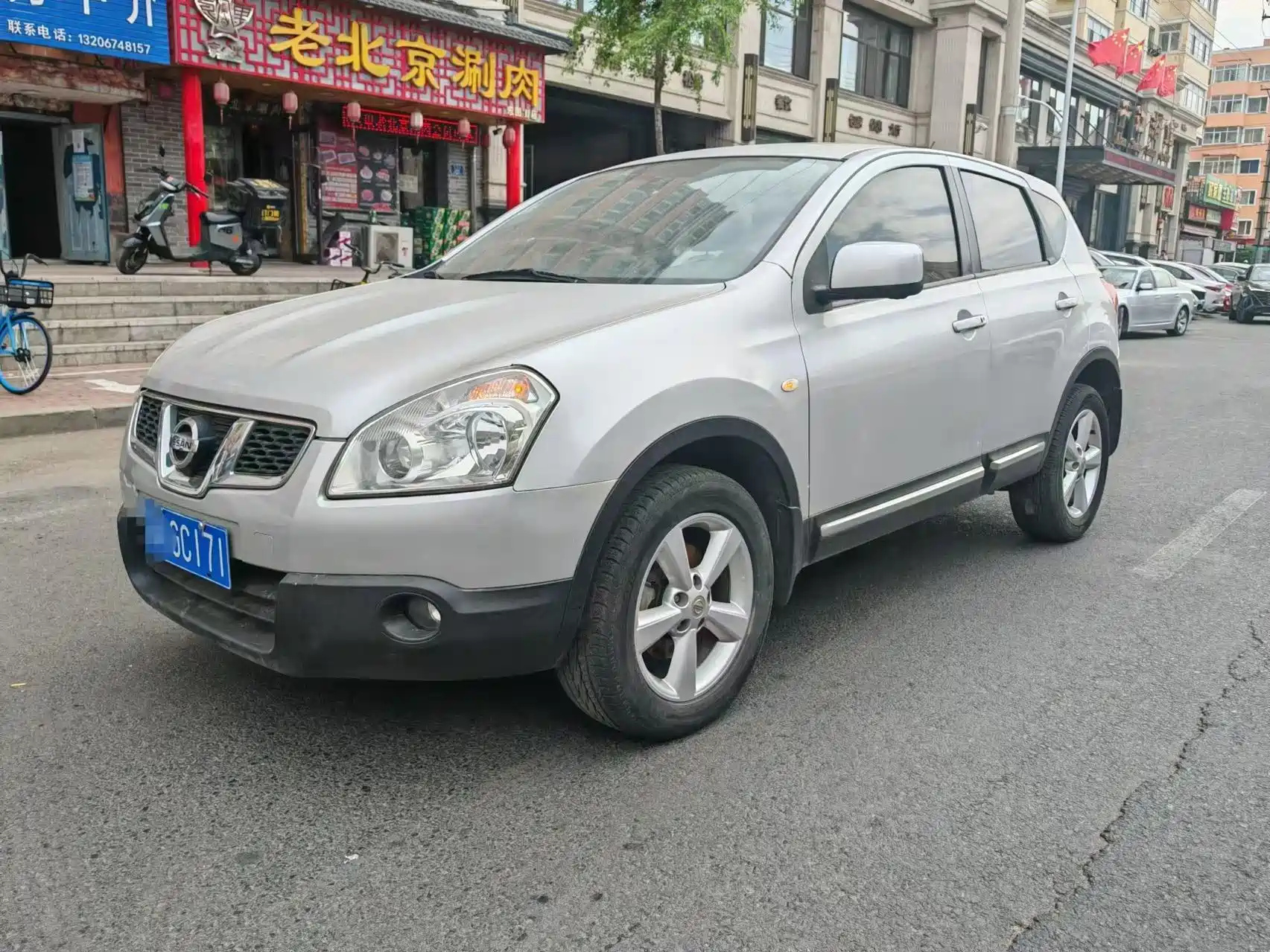 NISSAN QASHQAI 2012