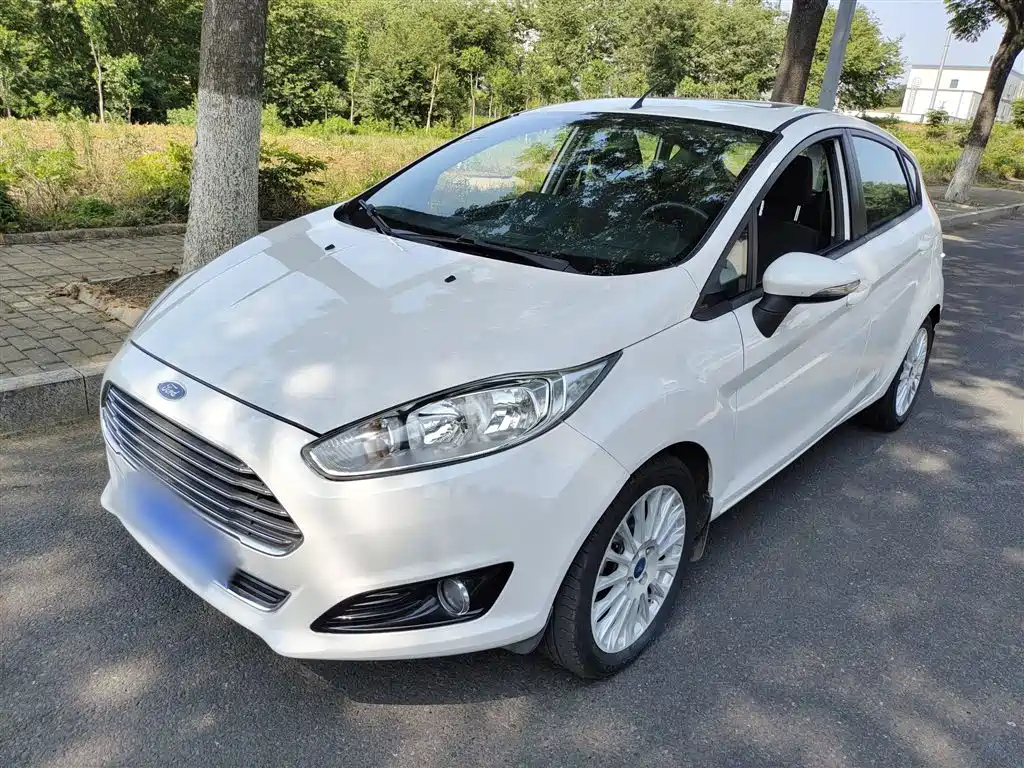 FORD FIESTA 2013