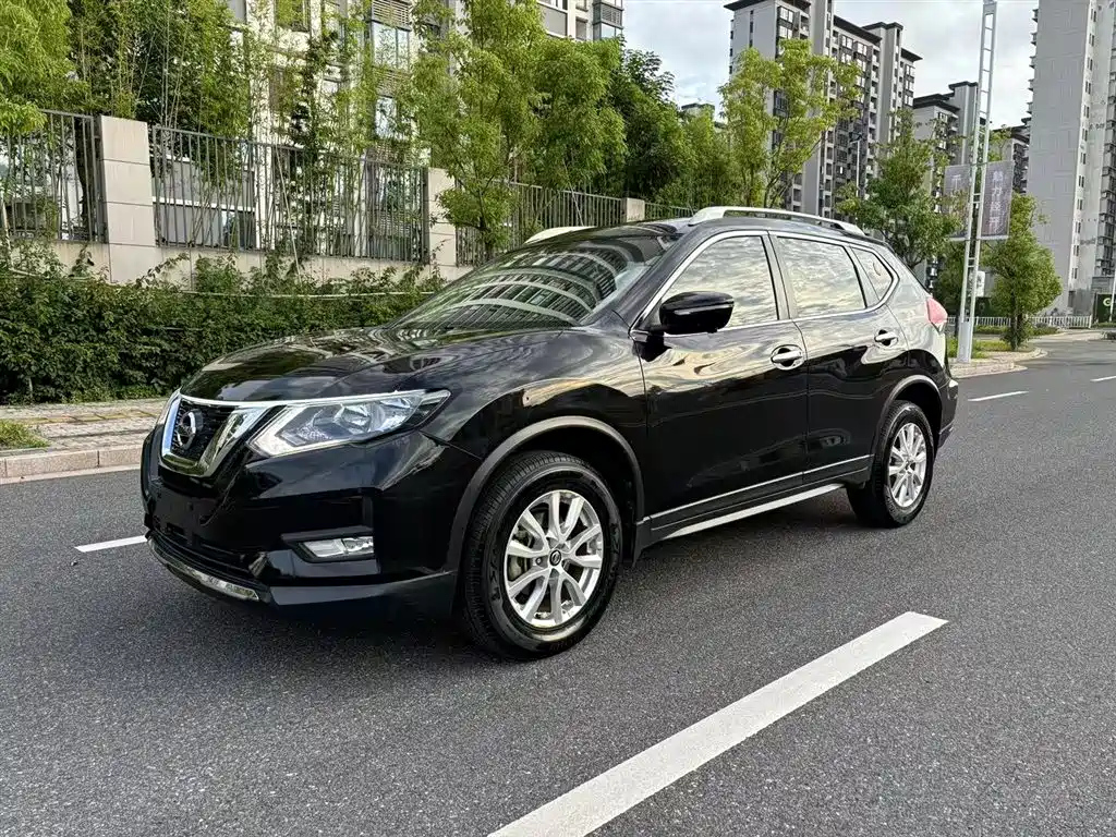 NISSAN X-TRAIL 2017