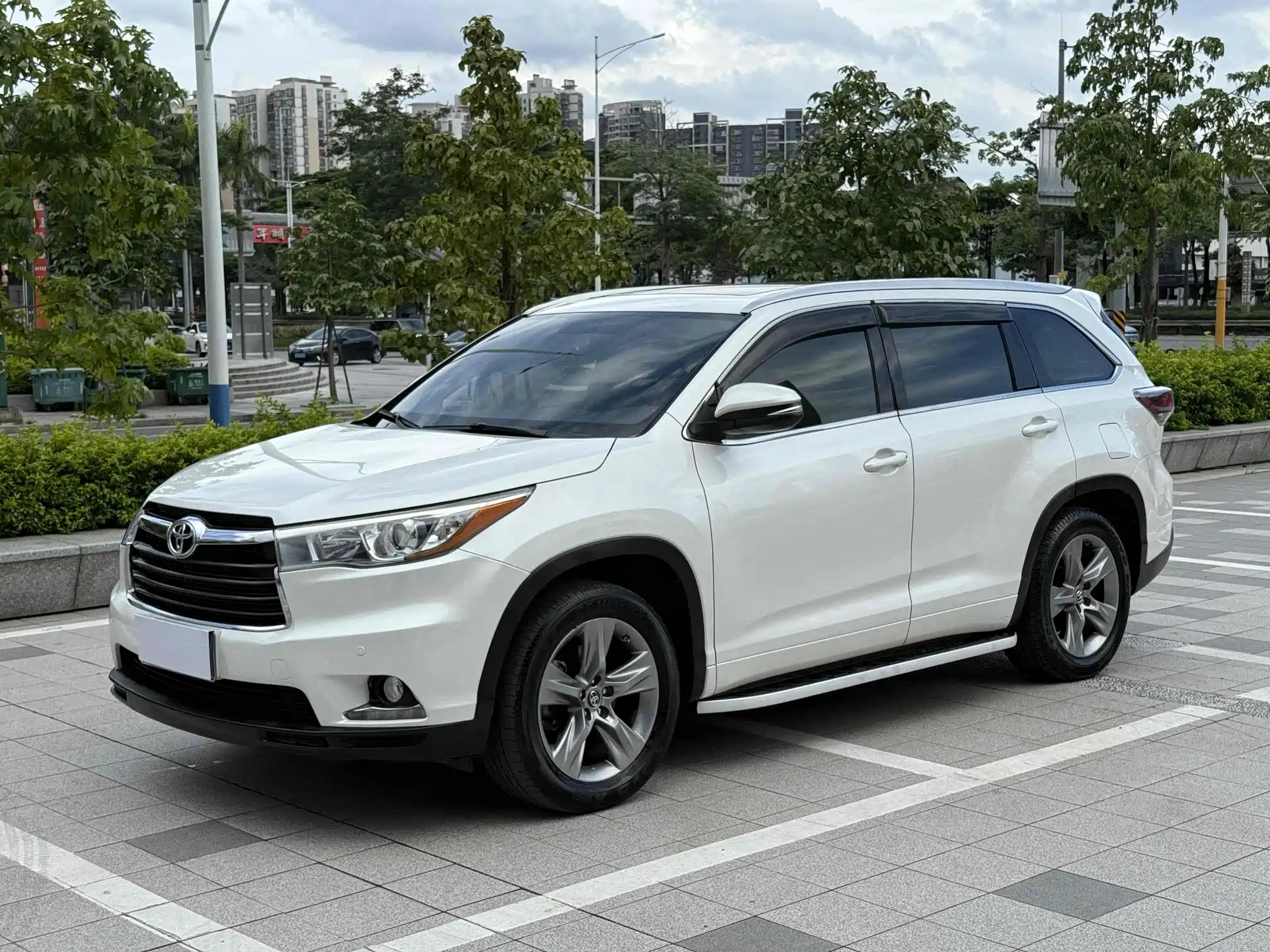 TOYOTA HIGHLANDER 2017