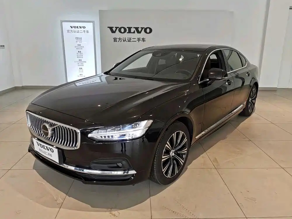 VOLVO S90 2024
