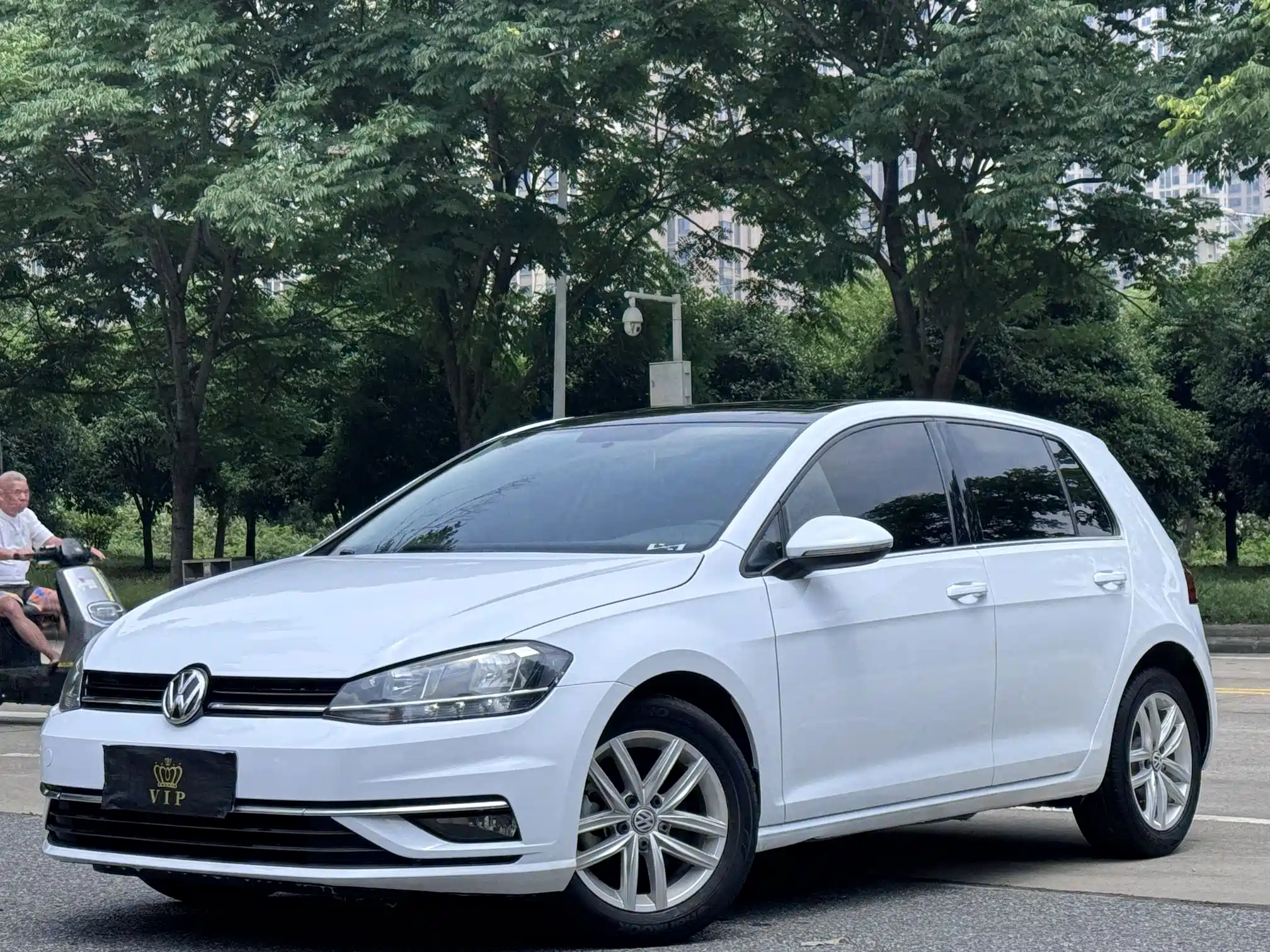 VOLKSWAGEN GOLF 2018