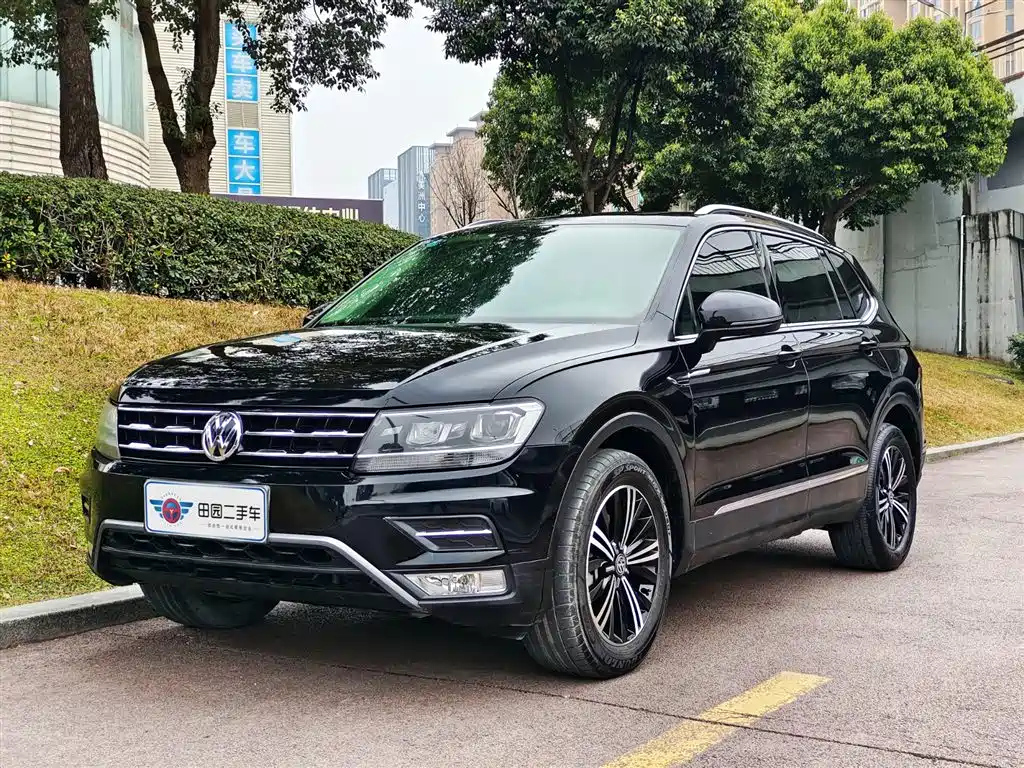 VOLKSWAGEN TIGUAN L 2019