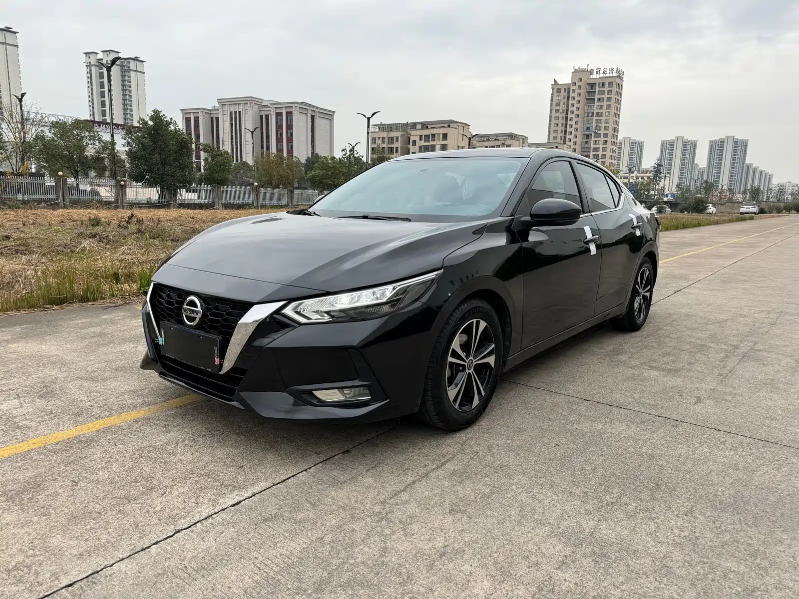 NISSAN SYLPHY 2020