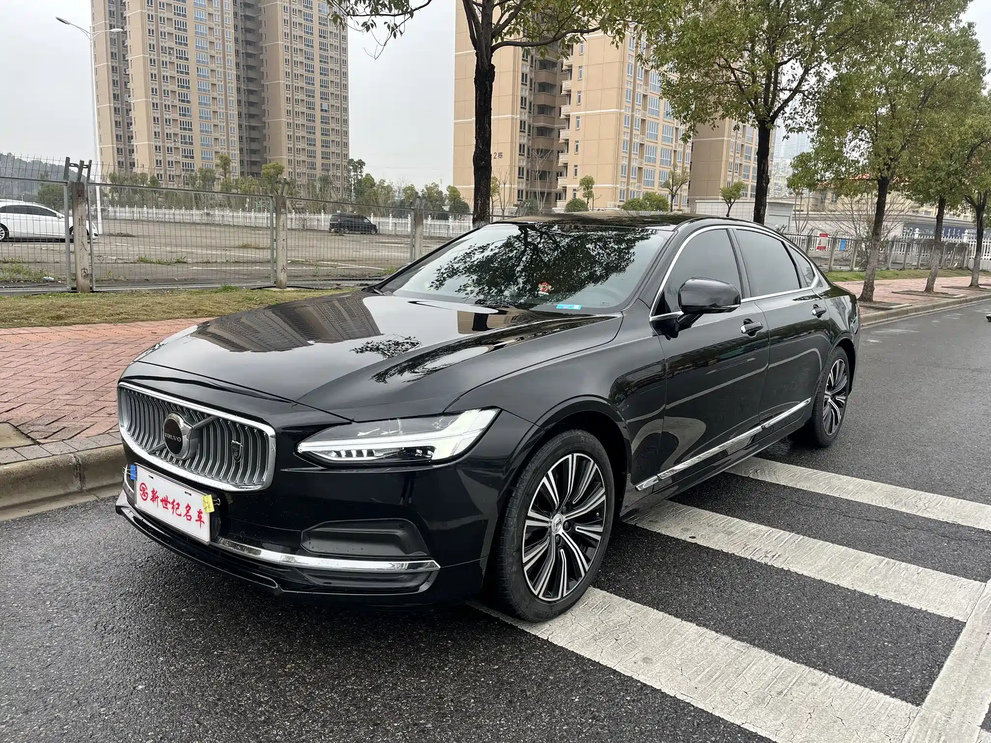 VOLVO S90 2022