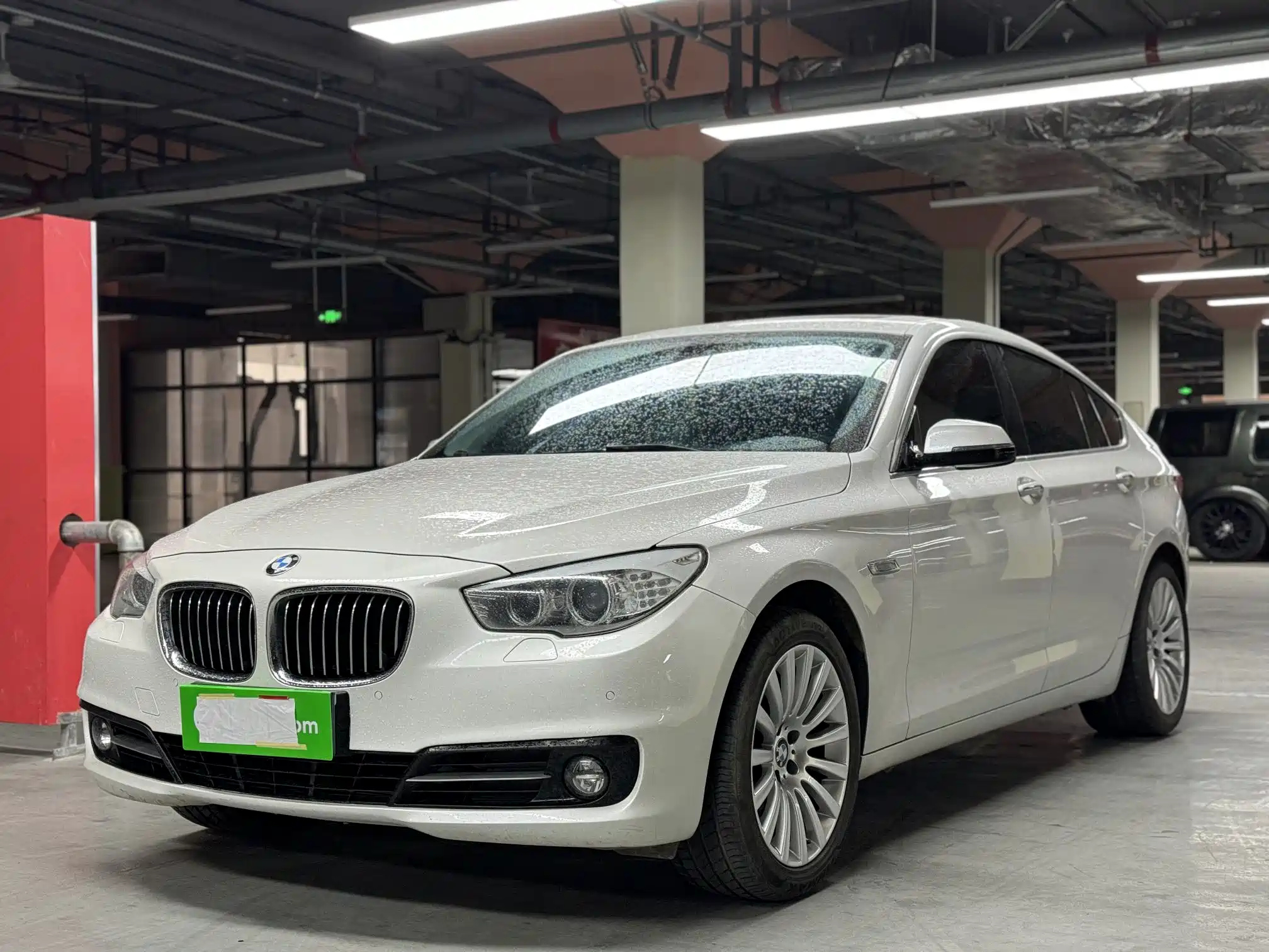 BMW 5-SERIES GT 2014