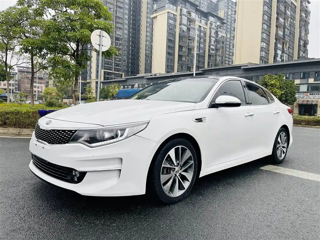KIA K5 2017