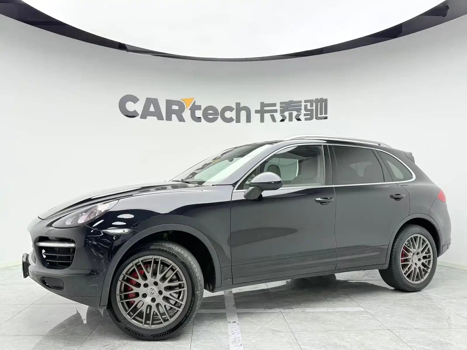 PORSCHE CAYENNE 2011