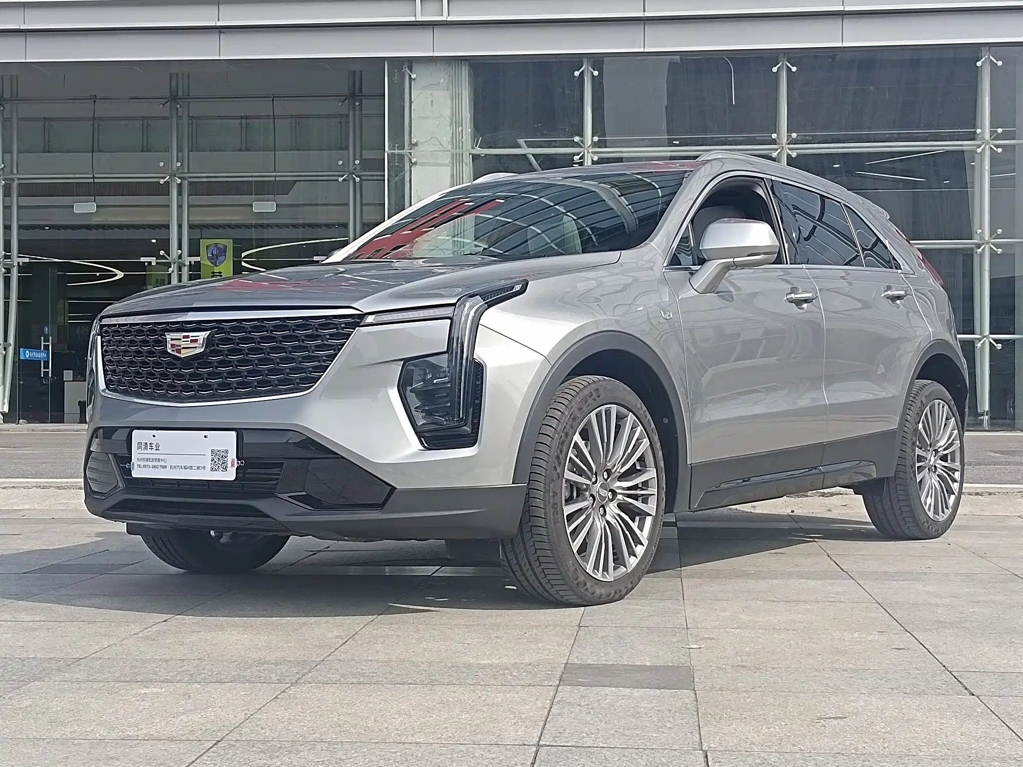 CADILLAC XT4 2024