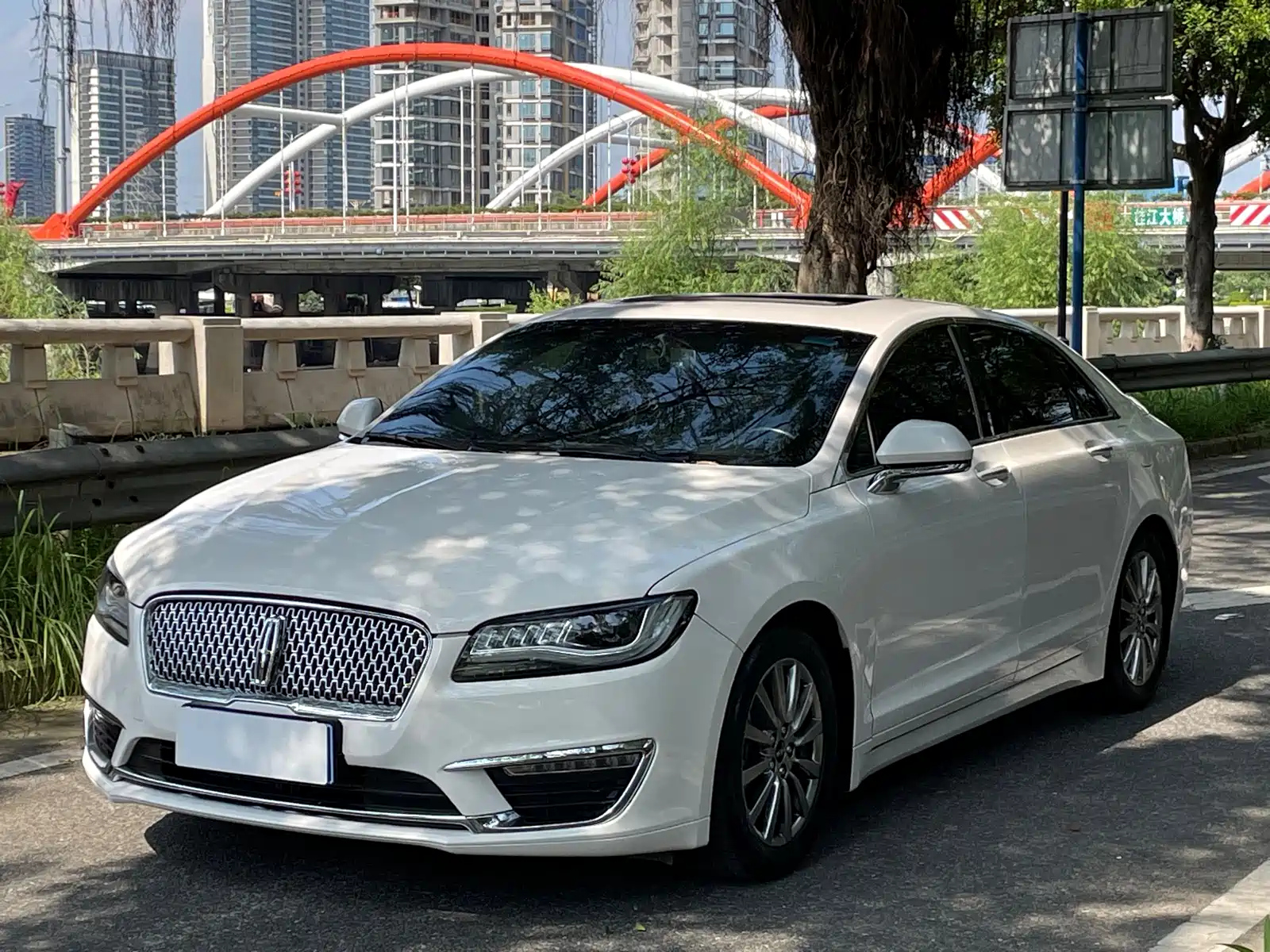 LINCOLN MKZ 2020