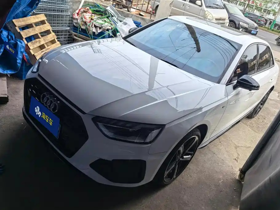 AUDI A4L 2023