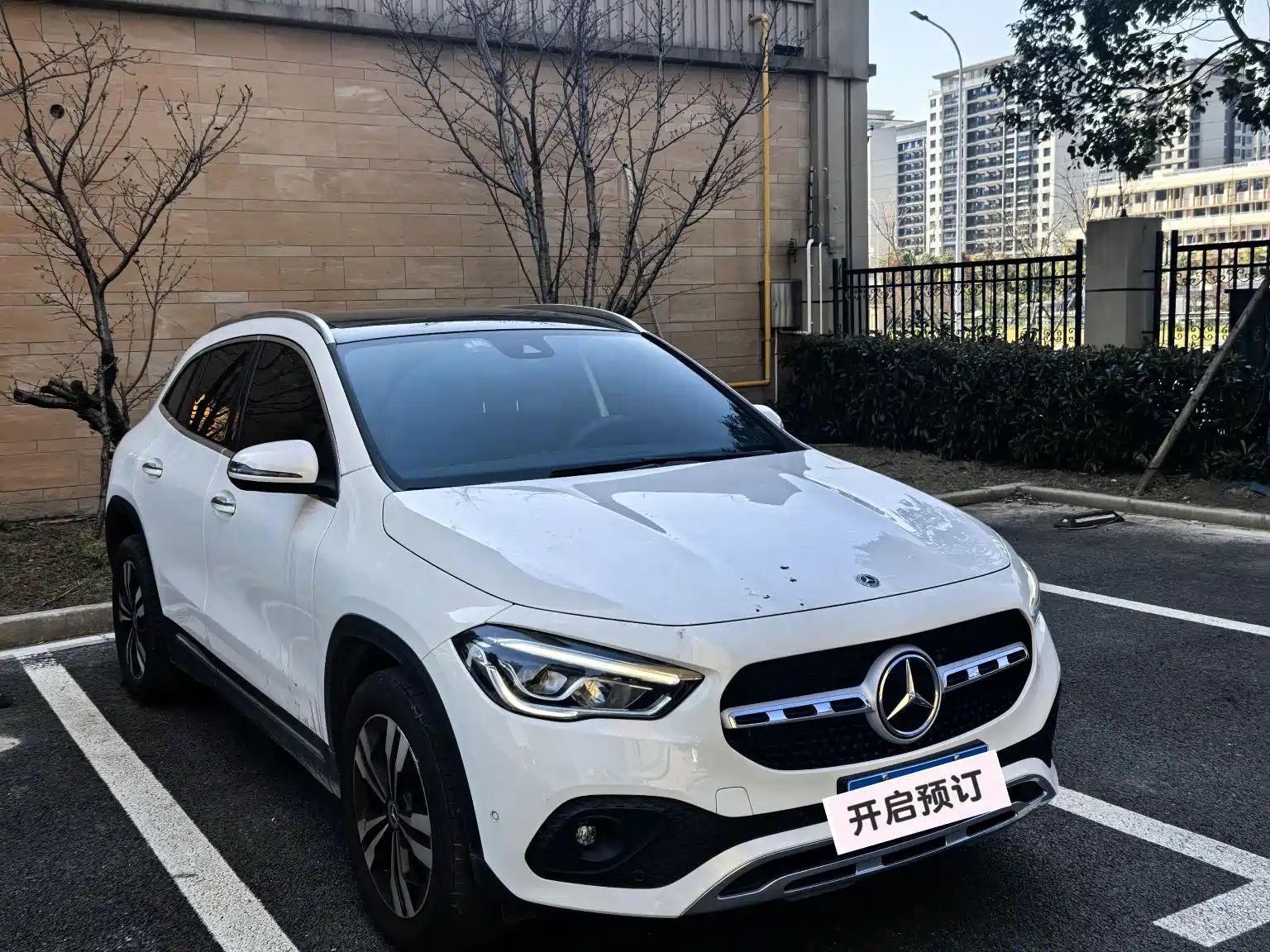 MERCEDES BENZ GLA 2023