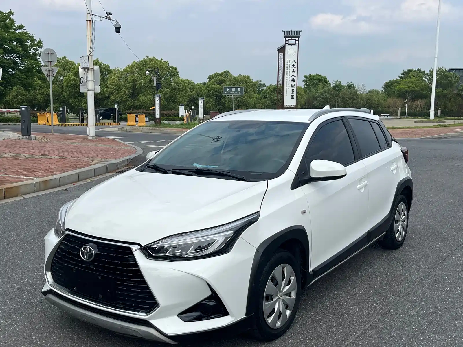 TOYOTA YARIS L DAZZLING 2020