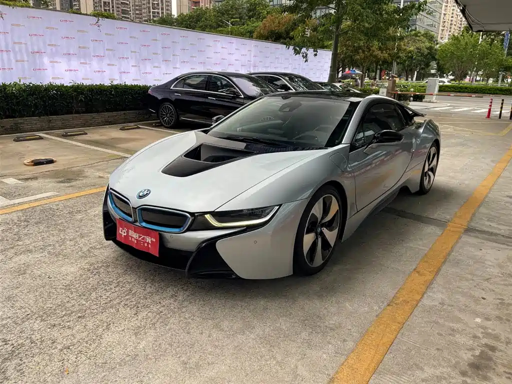BMW I8 2014