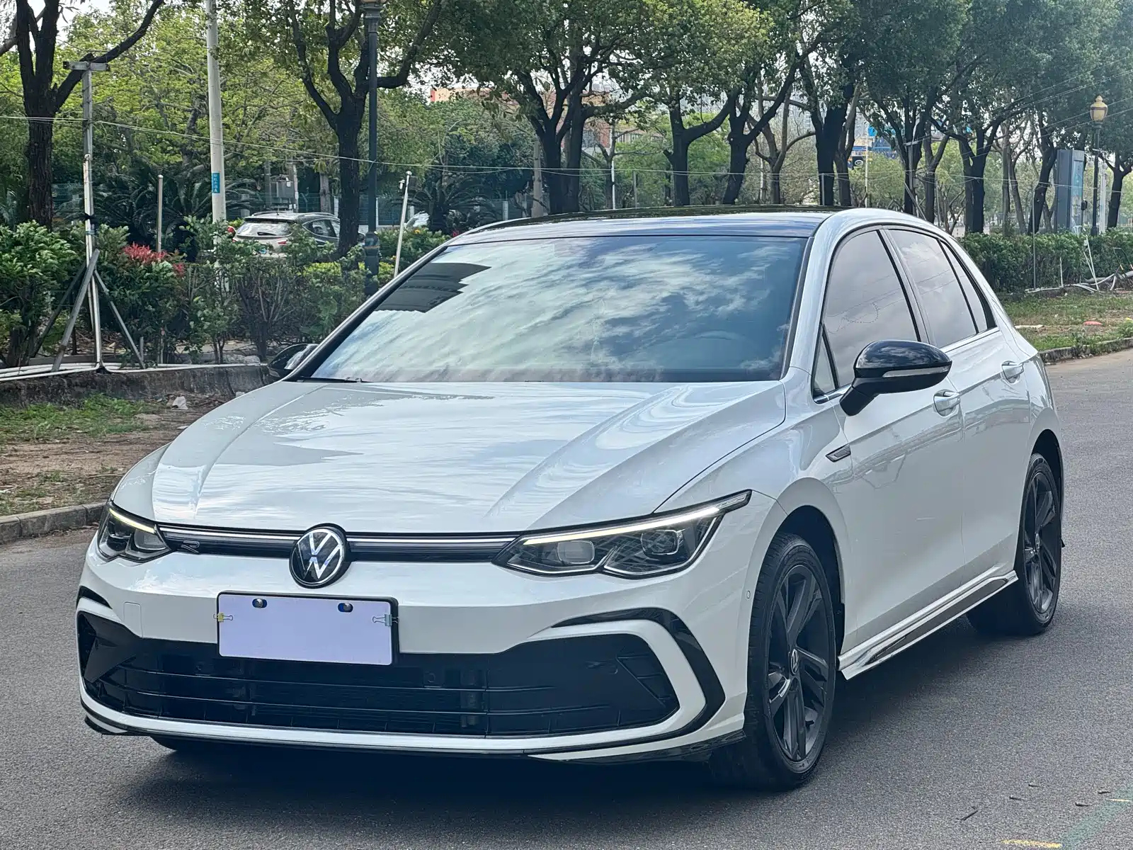 VOLKSWAGEN GOLF 2021