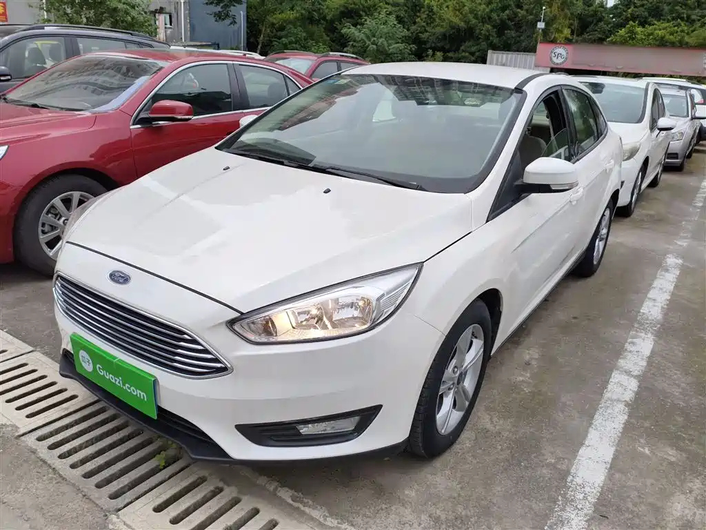 FORD FOCUS 2015